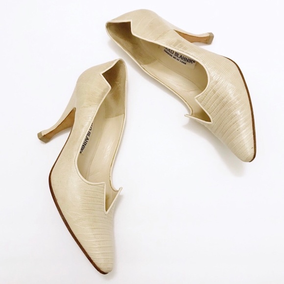 Manolo Blahnik Shoes - Vintage Manolo Blahnik Pumps